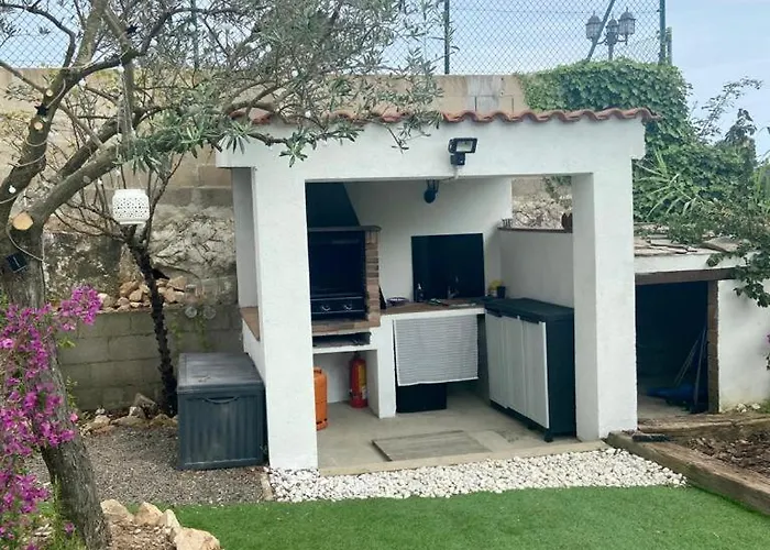 Bambu Costa Brava בית נופש